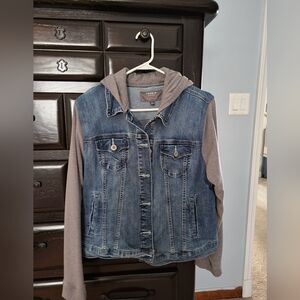 Torrid hooded jean jacket 2x